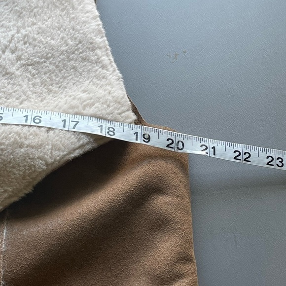 Bagatelle Vegan Leather Fleece-Lined Vest – Size Large - Picture 8 of 9